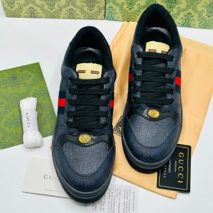 Fashion men's shoes
